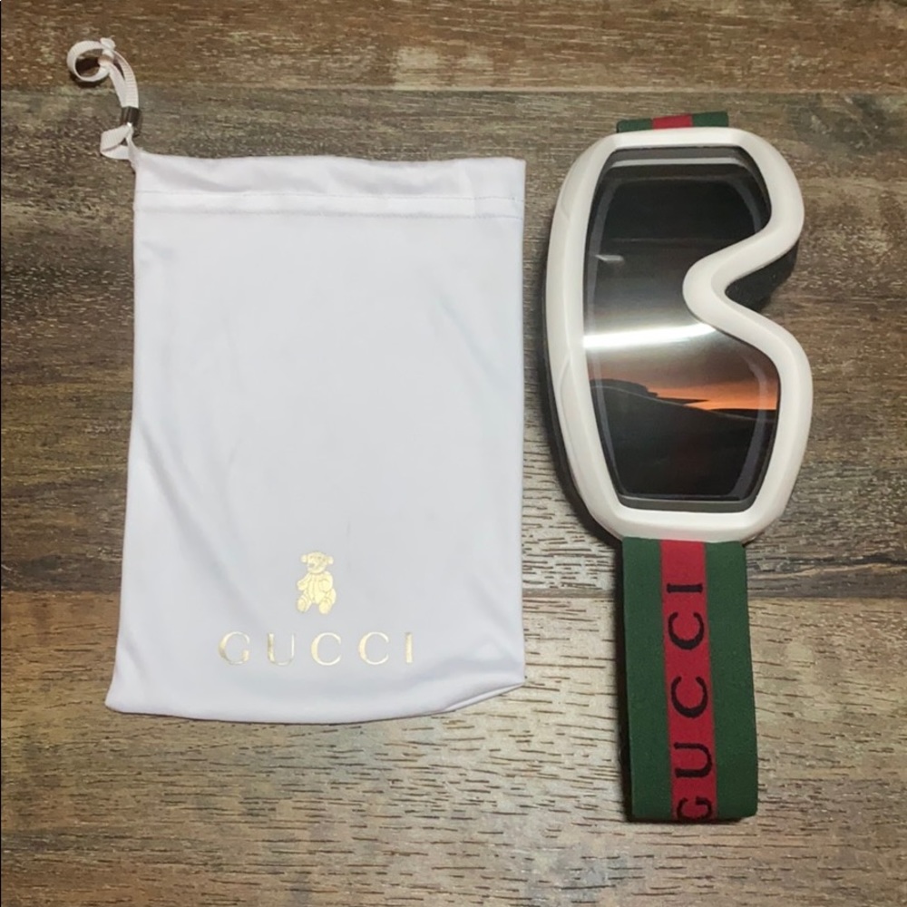 Gucci goggles
